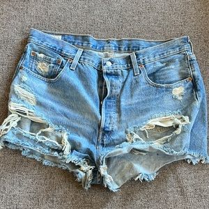 Levi’s shorts